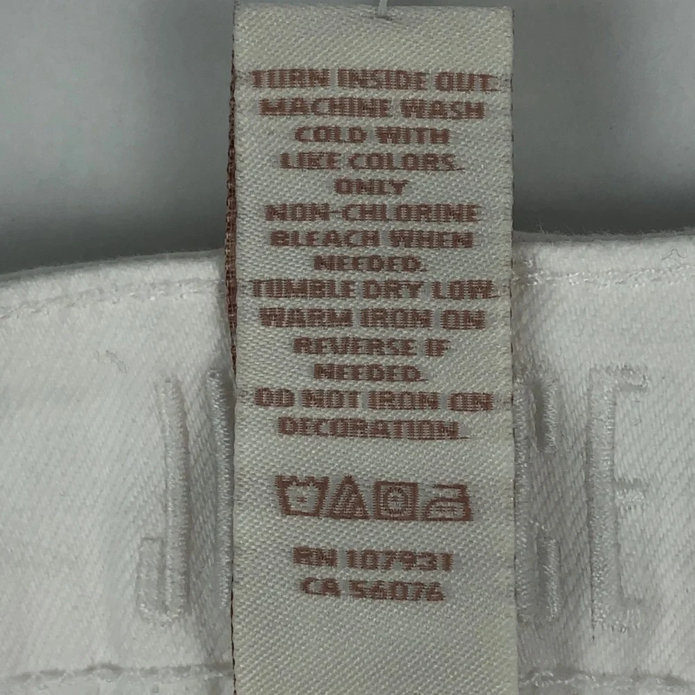 NWT JUSTICE Girl’s Bermuda White Shorts Sz 12 Plus Ripped/Torn Frayed Hem